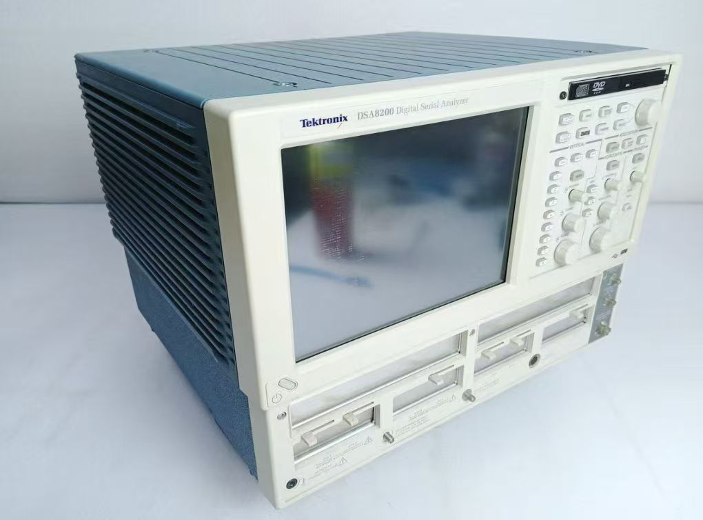 DSA8200 泰克Tektronix 數(shù)字采樣示波器 開機閃屏 故障維修案例